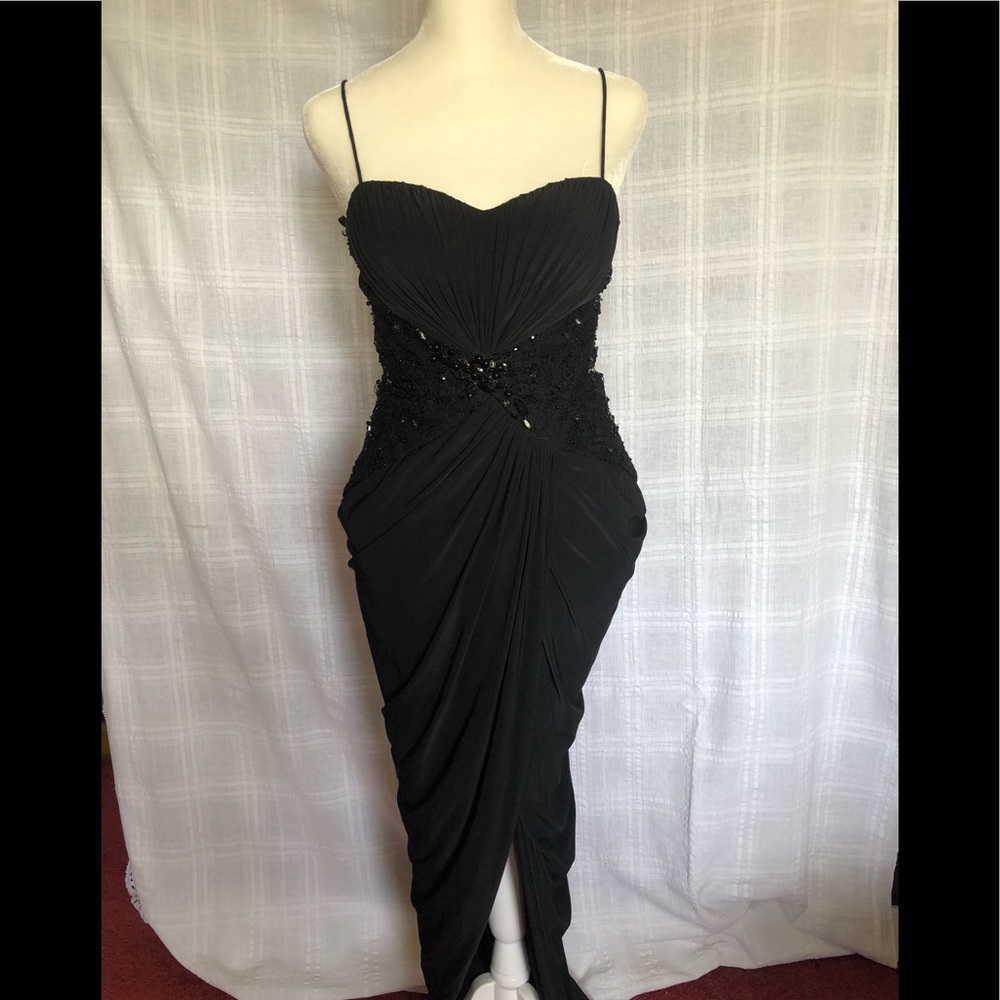 Lm collection size 4 black Jersey draped dress